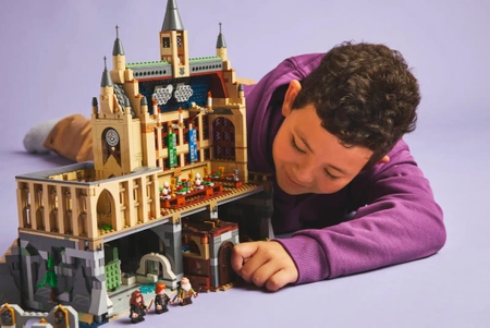 Klocki Lego Harry Potter 76442 Zamek Hogwart: Zajęcia z zaklęć i uroków, 204 el. wiek dziecka 8+