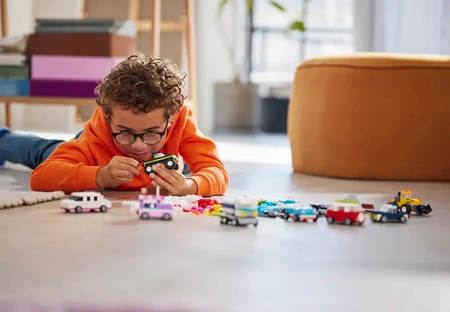 Klocki Lego Classic 11036 Kreatywne pojazdy, 900 elementów, oryginalne klocki, dla dzieci 5+, super pomysł na prezent