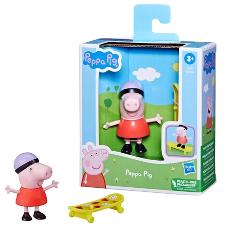 Świnka Peppa, Figurka Pepa z deskorolką, zabawka z bajki, renomowany producent Hasbro, wykonana z plastiku, wiek dziecka 3+