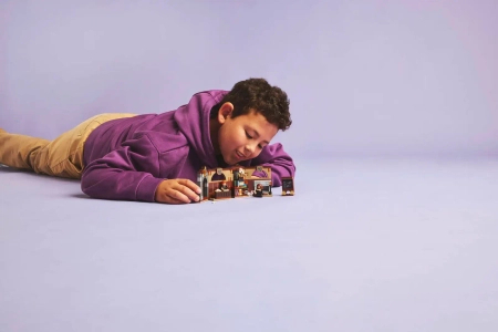 Klocki Lego Harry Potter 76442 Zamek Hogwart: Zajęcia z zaklęć i uroków, 204 el. wiek dziecka 8+