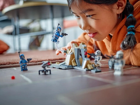 Klocki Lego Star Wars: The Mandalorian 75373 Zasadzka na Mandalorze, 109 elementów, 4 figurki, oryginalne klocki, wiek dziecka 6+