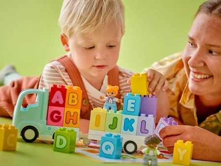 Klocki Lego Duplo 10421 Ciężarówka z alfabetem, 36 kolorowych elementów, idealne klocki dla najmłodszych dzieci