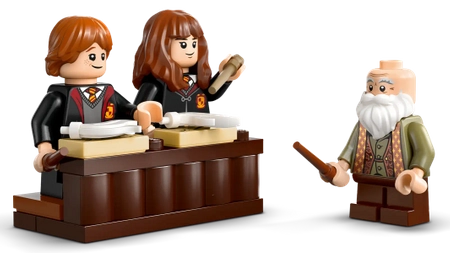 Klocki Lego Harry Potter 76442 Zamek Hogwart: Zajęcia z zaklęć i uroków, 204 el. wiek dziecka 8+