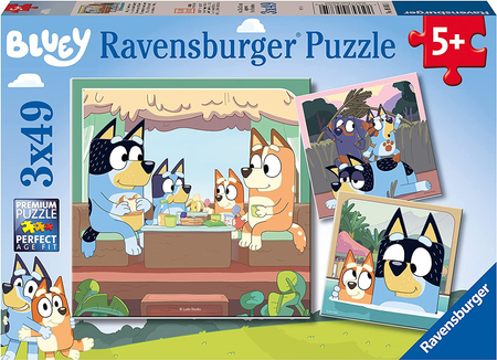 Ravensburger, Bluey, Puzzle dla dzieci, Zestaw 3 układanek, 3-w-1, 3 x 49 el.
