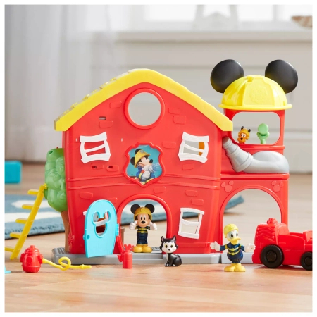 Disney Junior, Myszka Miki, Remiza strażacka z dźwiękami, 4 figurki: Miki, Kaczor Donald, Pluto i kotek, duża zestaw, oryginalna licencyjna zabawka, wiek dziecka 3+