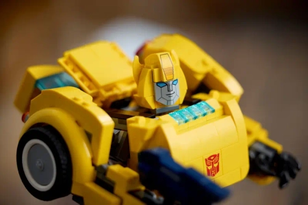 Klocki Lego Icons 10338 Bumblebee, 950 elementów, oryginalne klocki, idealne dla kolekcjonerów