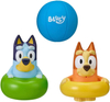 Bluey, Zabawka do kąpieli, 2 figurki Bluey i Bingo i piłeczka, Squeeze and Squirt