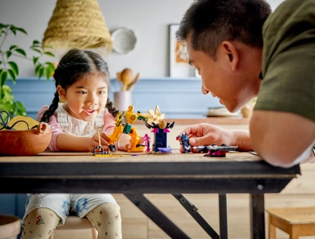 Klocki Lego Ninjago 71804 Mech bojowy Arina, 104 elementy, oryginalne klocki, figurka ninja i figura wojownika Wilczej Maski, dla czterolatków i starszych