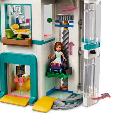 Klocki Lego Friends 42621 Szpital w mieście Heartlake, 1045 elementów, oryginalny zestaw, dla dzieci 7+