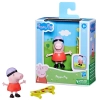 Świnka Peppa, Figurka Pepa z deskorolką, zabawka z bajki, renomowany producent Hasbro, wykonana z plastiku, wiek dziecka 3+