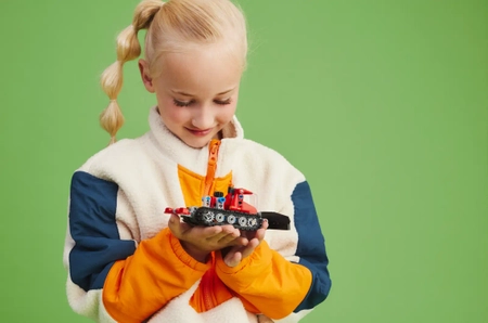 Klocki Lego 42148 Technic Ratrak, 178 el., Model z klocków 2-w-1: ratrak lub skuter śnieżny, dla dzieci od 7 lat, pomysł na prezent urodzinowy